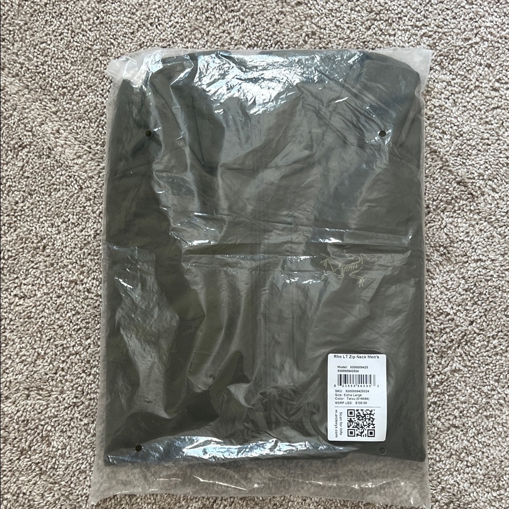 Arc’teryx Rho Lt zip neck size extra large
